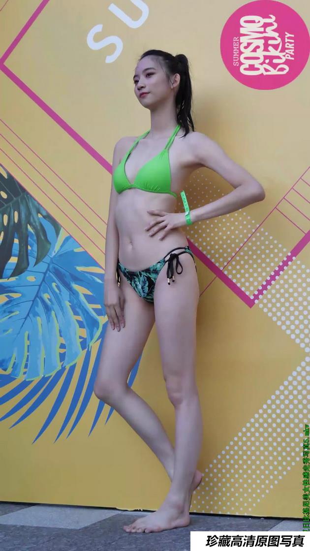 清凉夏日比基尼美女性感走秀写真5[mkv/81M]-绅士图