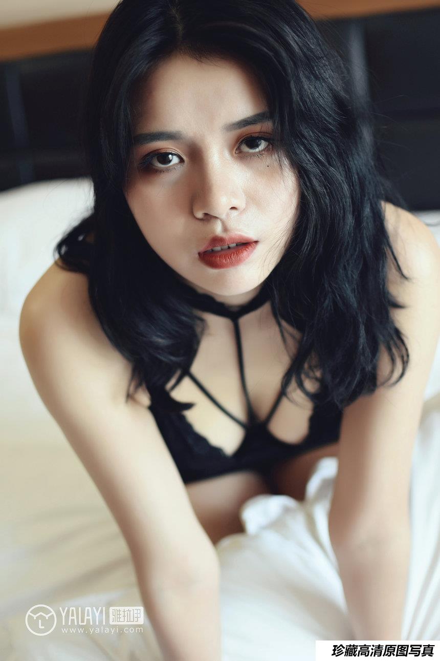 [YALAYI雅拉伊] 2018.10.15 NO.015 米心蕊 心蕊的睡衣魅惑[35+1P]