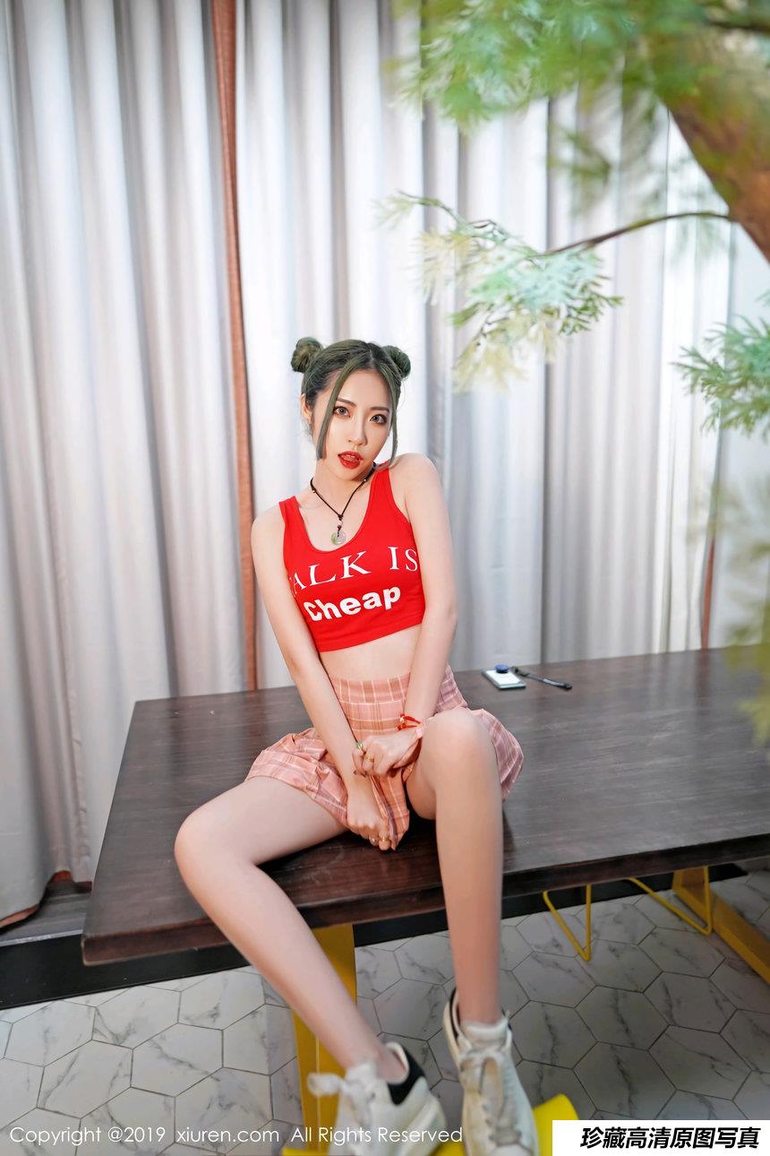 [XiuRen秀人网] 2019.07.16 No.1550 贾诗晗 [48+1P]