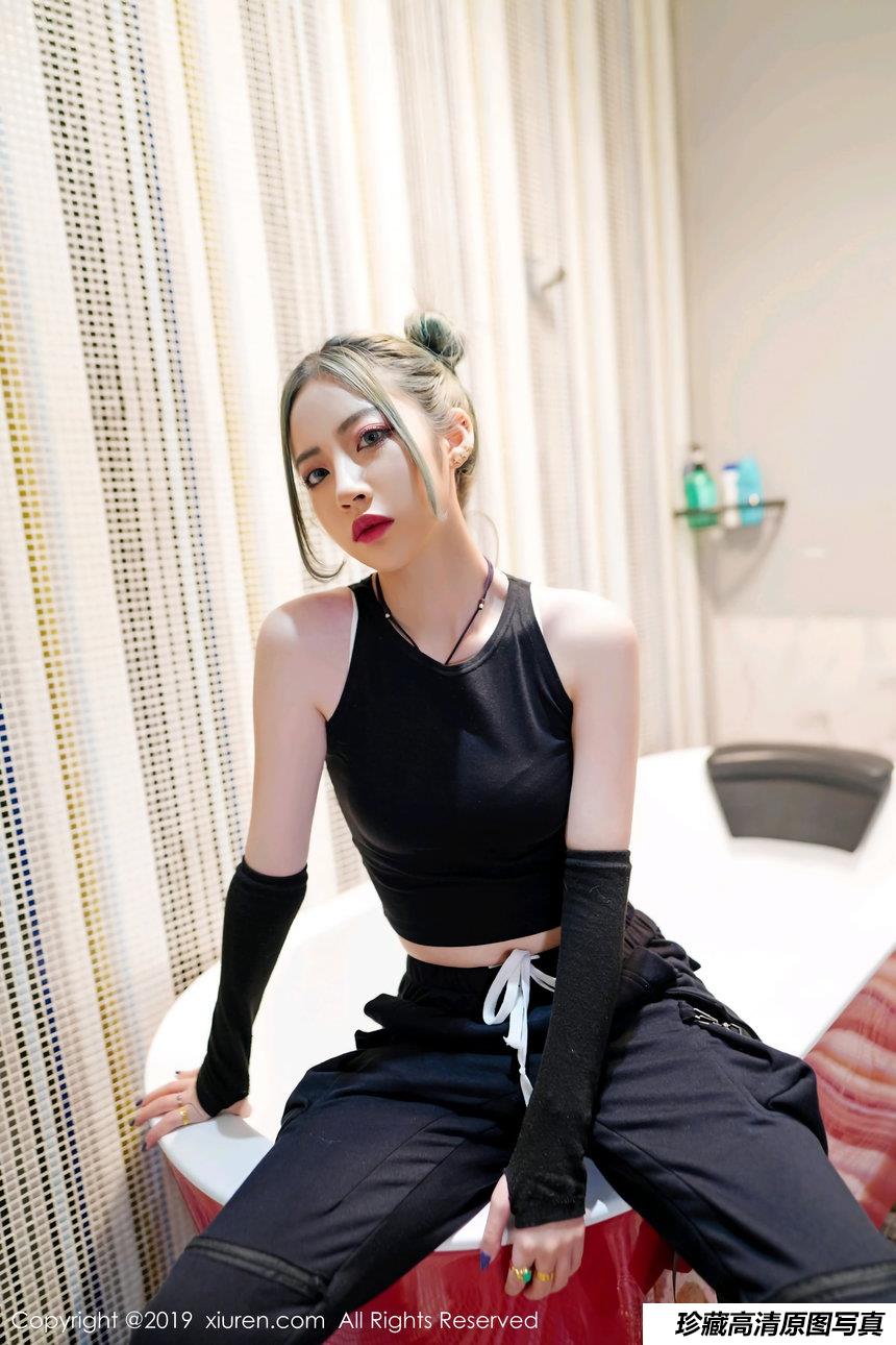 [XiuRen秀人网] 2019.08.26 No.1644 贾诗晗 [50+1P]