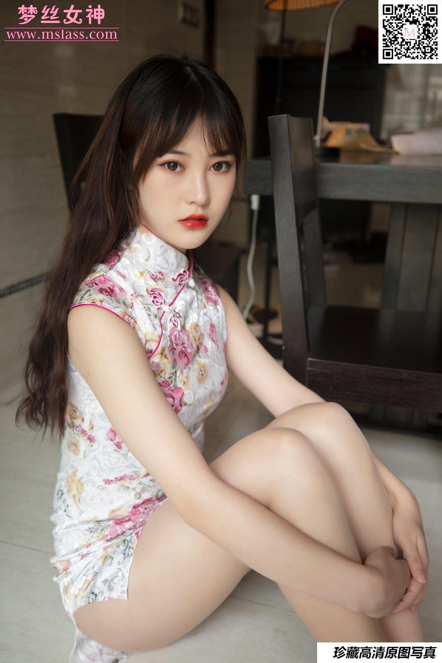 [MSLASS梦丝女神] 2019.11.17 NO.066 《小唐嫣 旗袍下的包裹》[60+1P482M]