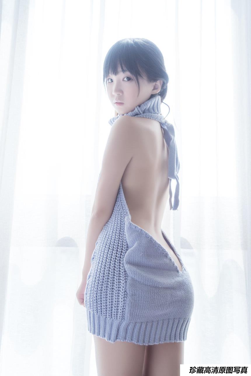 御子Yumiko - 漏背毛衣 [10P-116MB]