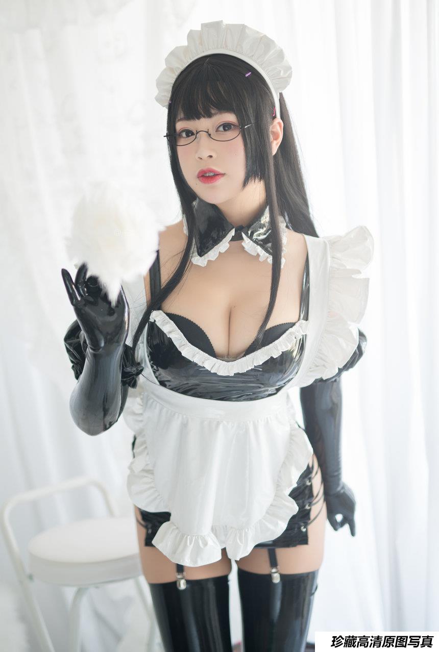 白烨 - 傲娇女仆长 [63P18V-817MB]