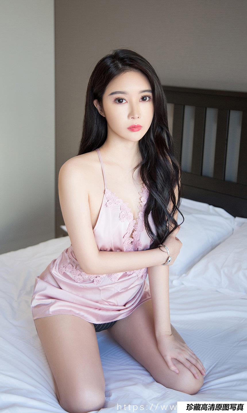 [Ugirls尤果网]爱尤物 2020.10.21 No.1940 萱萱儿 美人粉梦 [35P]