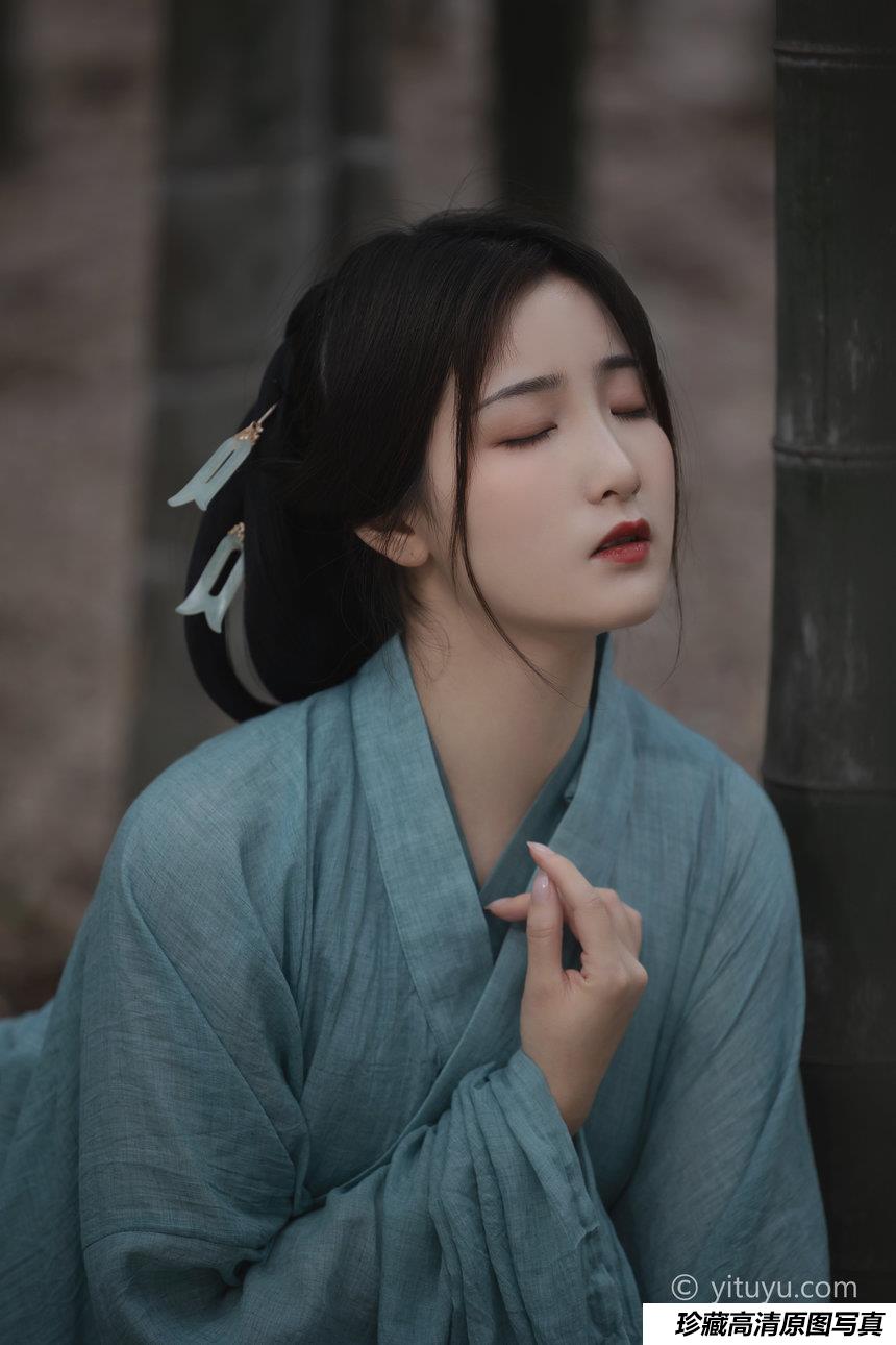 [YITUYU]艺图语 2021.06.14 盼 金儿 [24P-312MB]