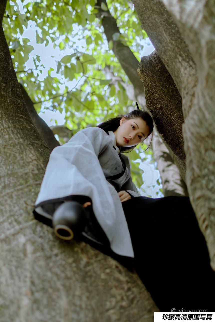 [YITUYU]艺图语 2021.06.09 风之子 静静 [20P-120MB]