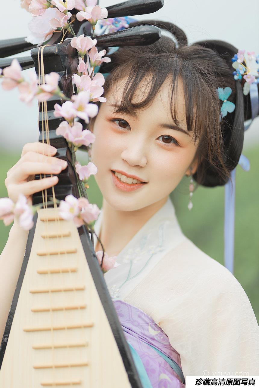 [YITUYU]艺图语 2021.06.02 青青白茶 柚子 [32P-394MB]