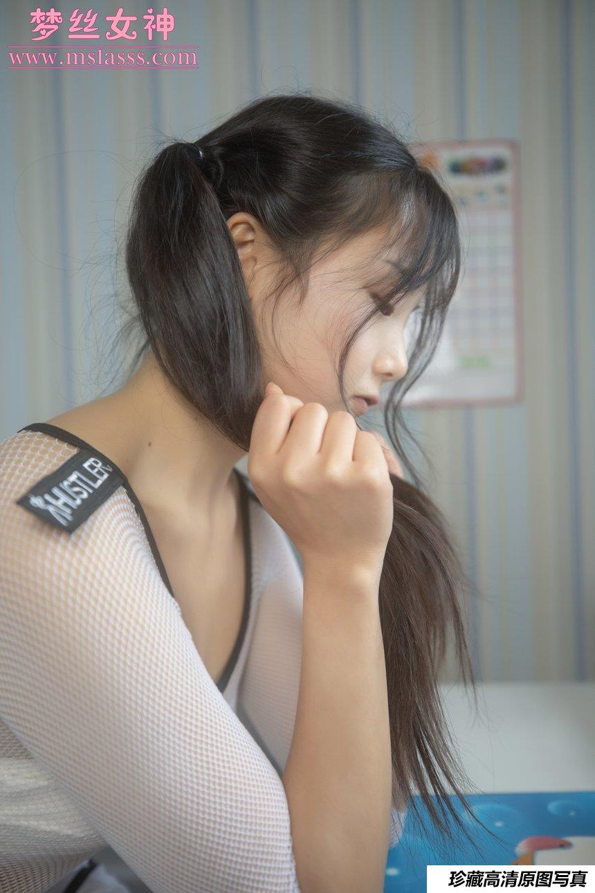 [MSLASS梦丝女神] 2020.01.03 NO.142 双马尾杀 灵唯 [63+1P/487M]