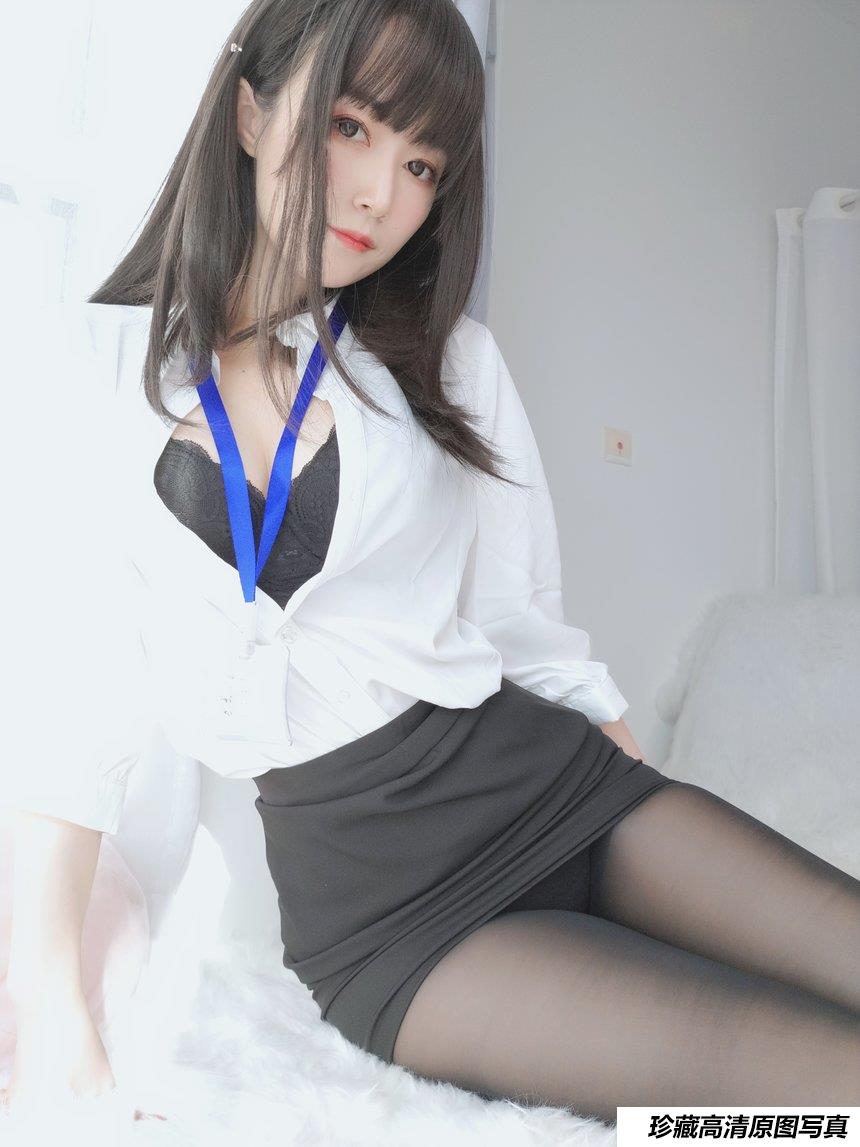 Coser小姐姐白银 - 制服 [124P8V-1.08GB]