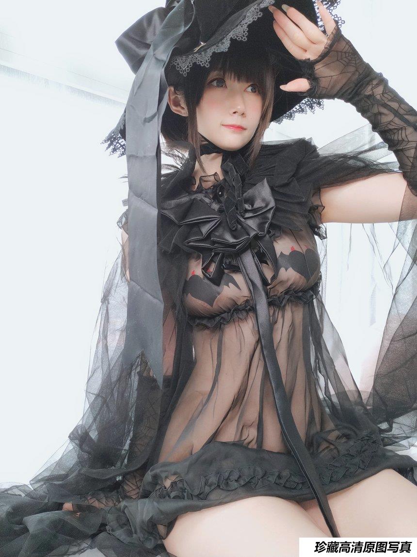 Coser小姐姐白银 - 见习魔女 [125P6V-916MB]