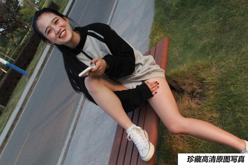[最爱帆布鞋] 丝袜美腿写真 ON.21 图套+视频