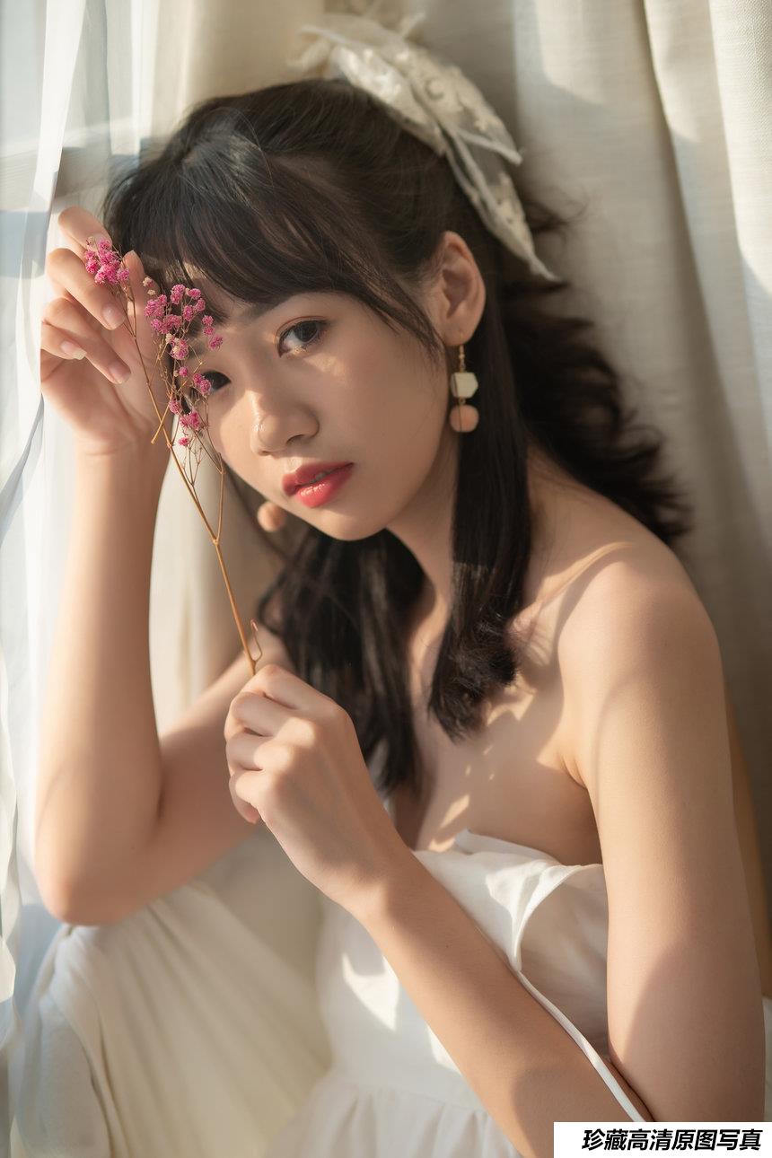 [YITUYU艺图语] 2021.05.01 想念 晓君 [30P-368MB]