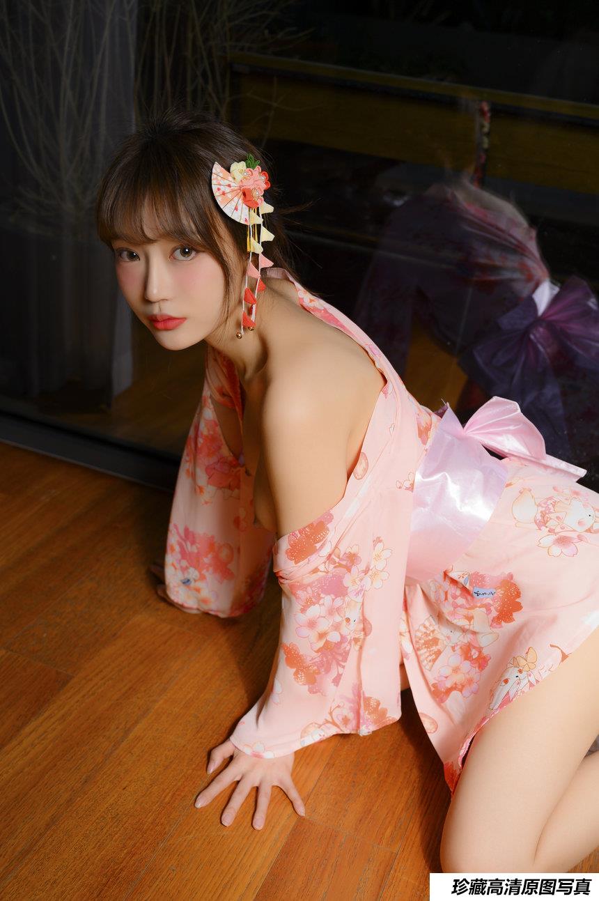 Jucy - Cherry Blossom - Moon Night Snap [19P+1V-207MB]