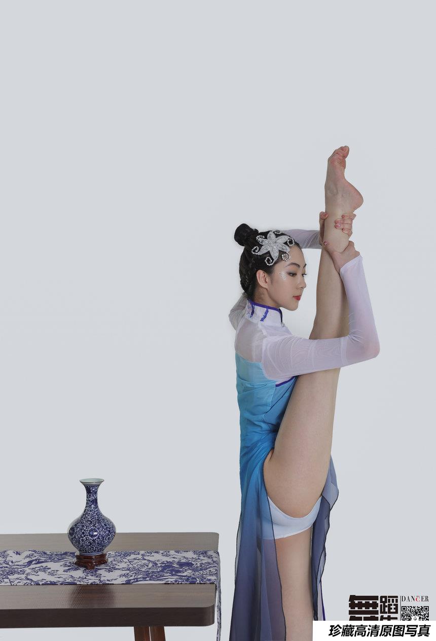 [GALLI嘉丽]舞蹈生日记 013 - 青花瓷 [41P-379MB]