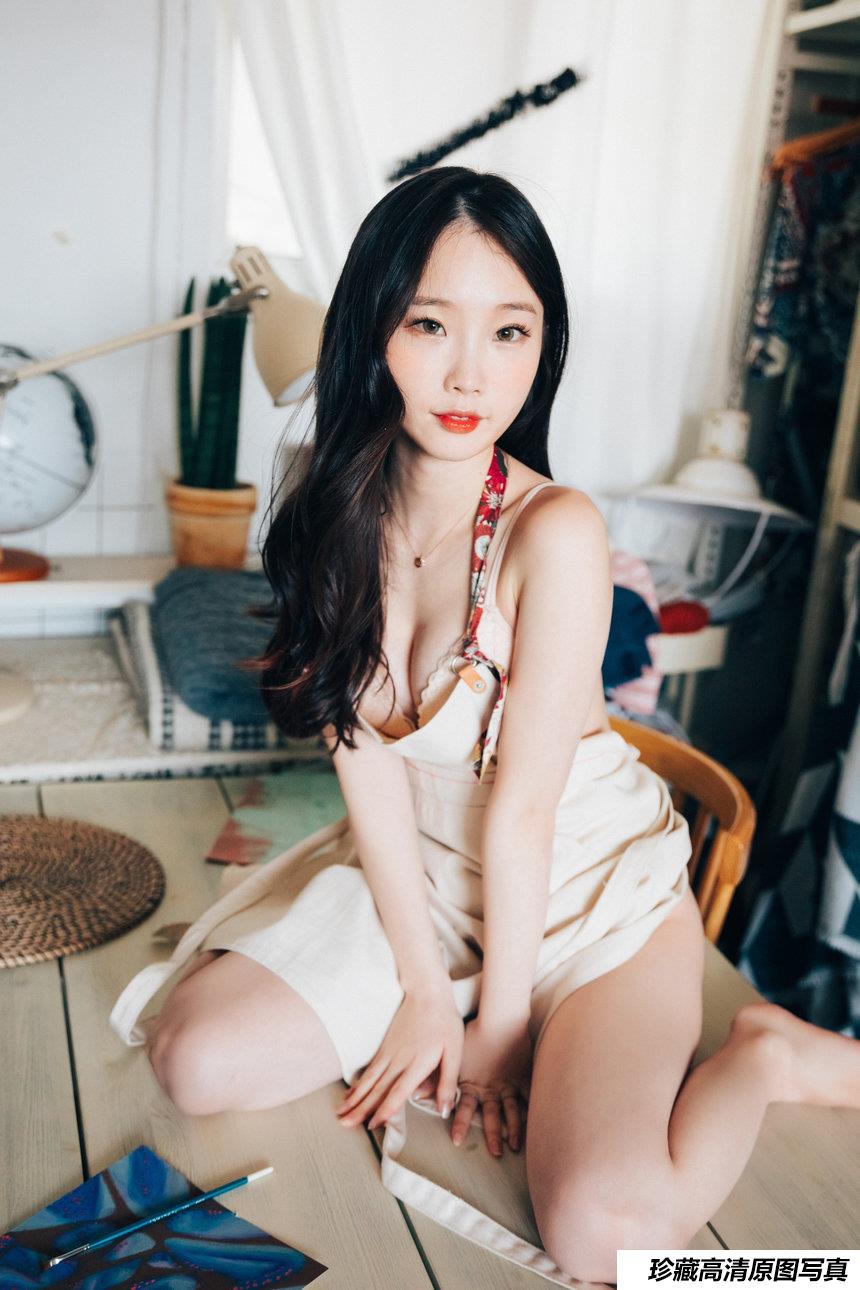 韩国美女Assistant兔女郎丝袜 [64P-1.07G]
