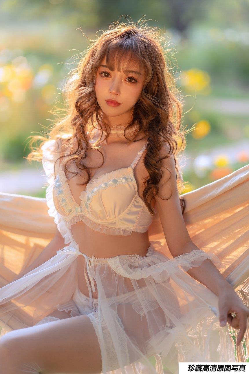Coser 过期米线线喵 夏日限定 吊床 [52P/100MB]