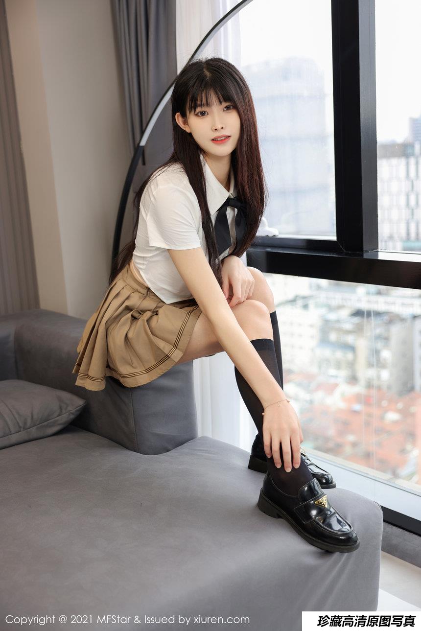 [MFStar模范学院] 2021.12.10 VOL.546 77qiqi [52+1P]