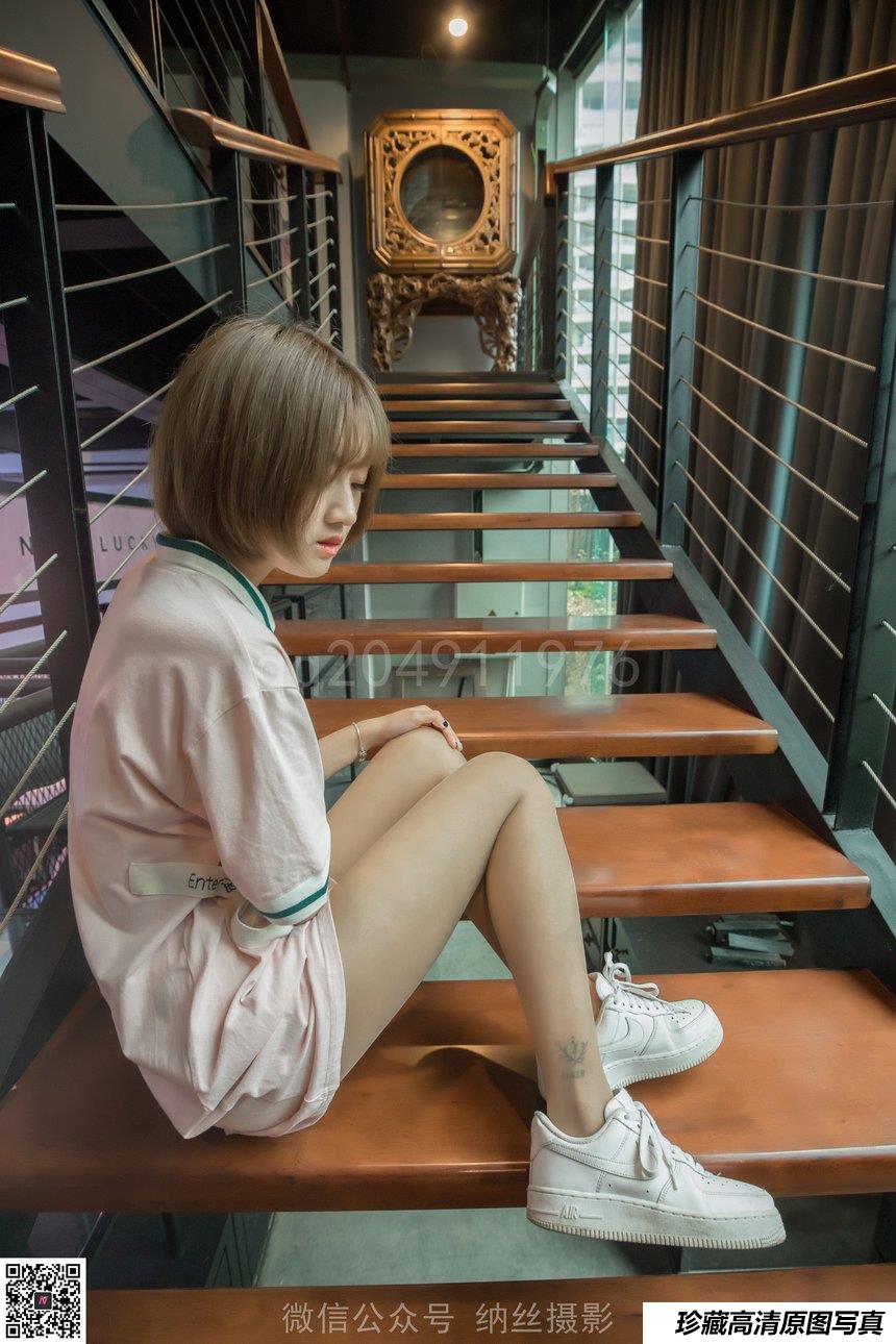 纳丝摄影美研丝袜 [93p+1v/1.7G]