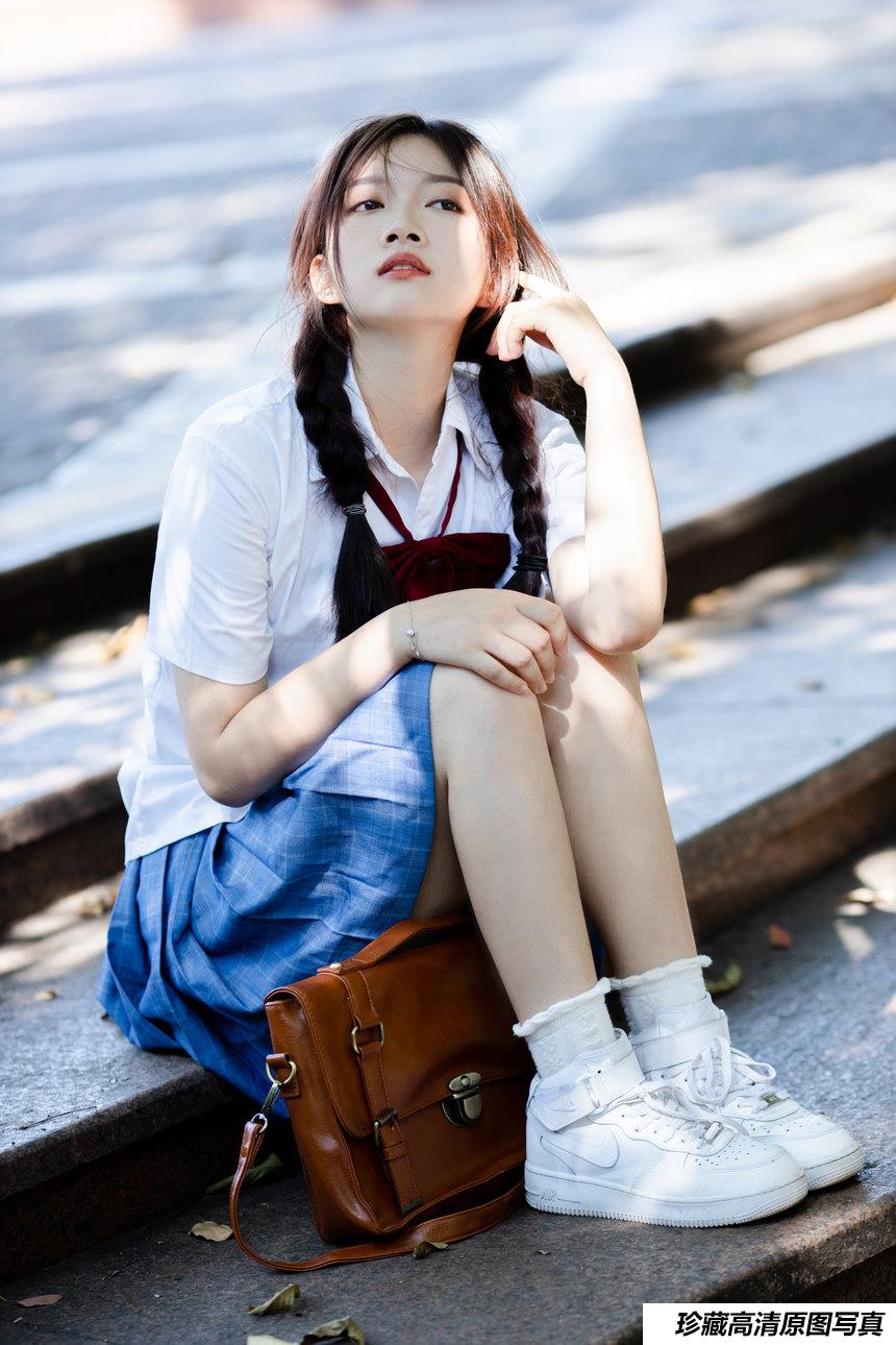 [YITUYU艺图语]2021.12.06 初夏的少女 丹妮[21+1P／276MB]