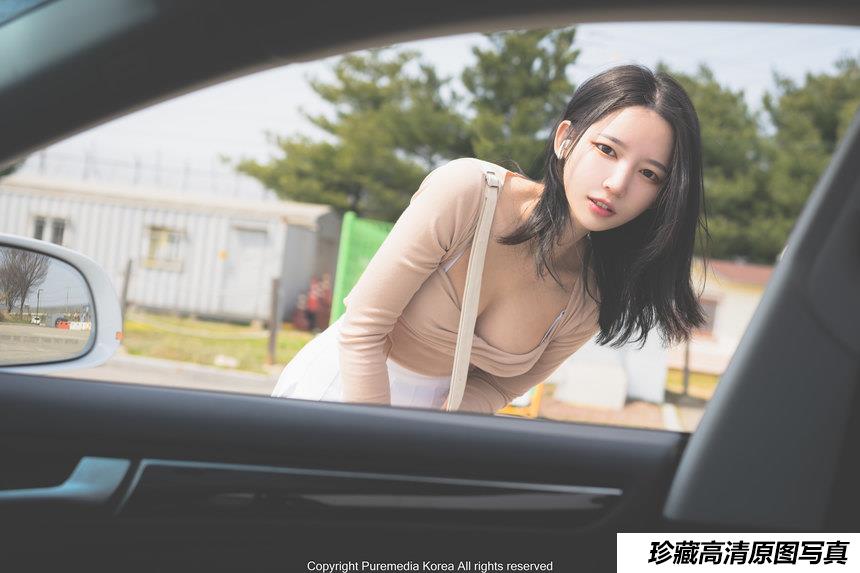 PURE MEDIA  Vol.176 – Yeha Car X play [26P-201MB]