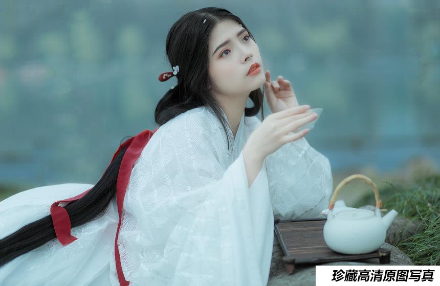 [YITUYU艺图语]2021.12.31 杏花雨 晚晚[20+1P／372MB]