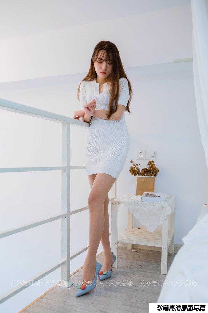 [IESS异思趣向] 2021.05.12 丝享家801：婉苹《自愈系白色玫瑰》[89P／97.5MB]