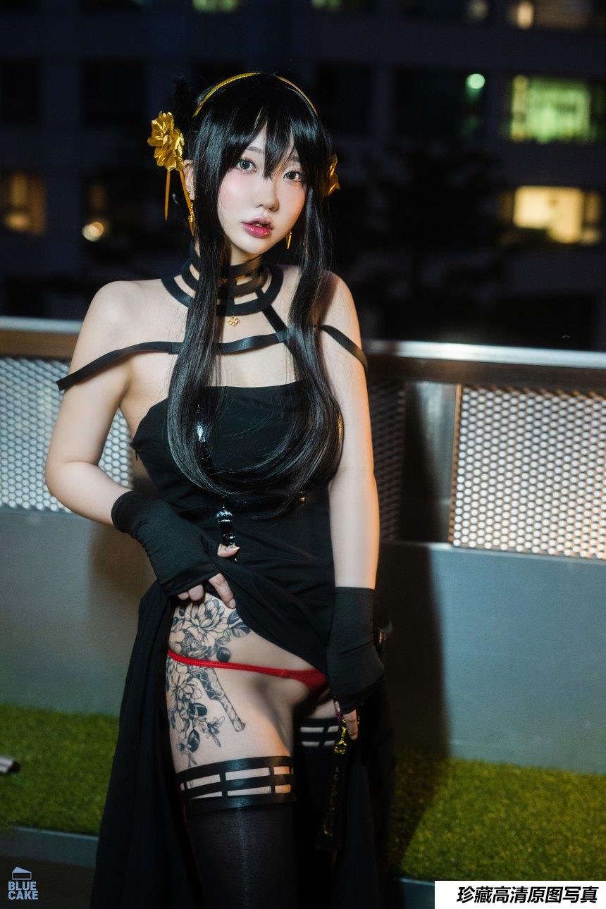 [Bluecake] YeEun - BlackRose_RED [81P-2.05G]