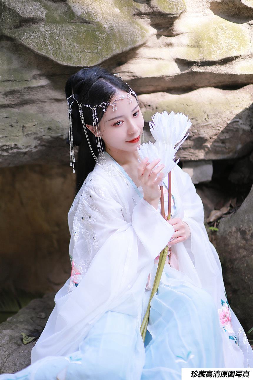 [YITUYU艺图语]2022.01.15 长相思 木冉[21+1P／215MB]