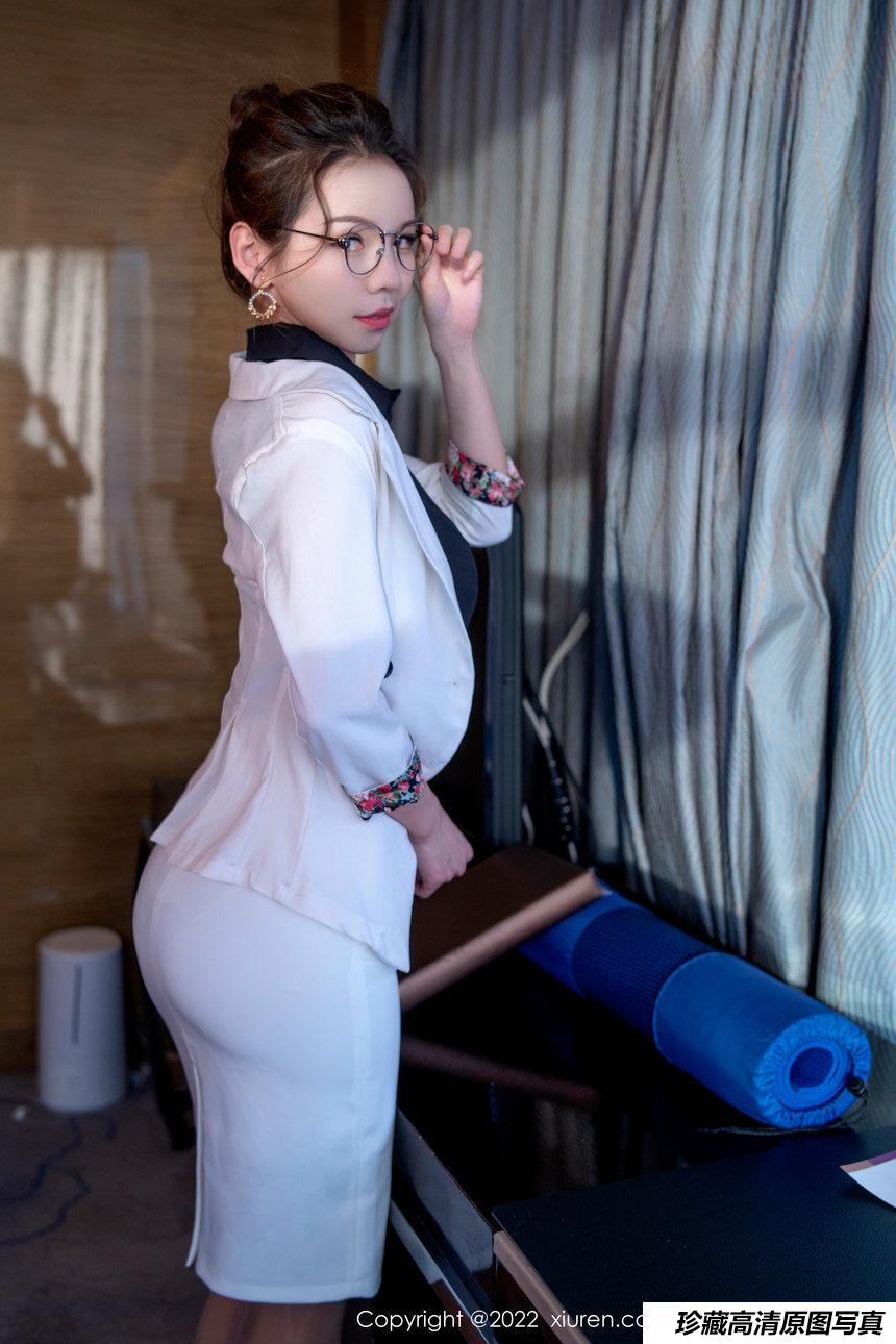 [XiuRen秀人网] 2022.04.25 No.4917 大美媚京 [62+1P]