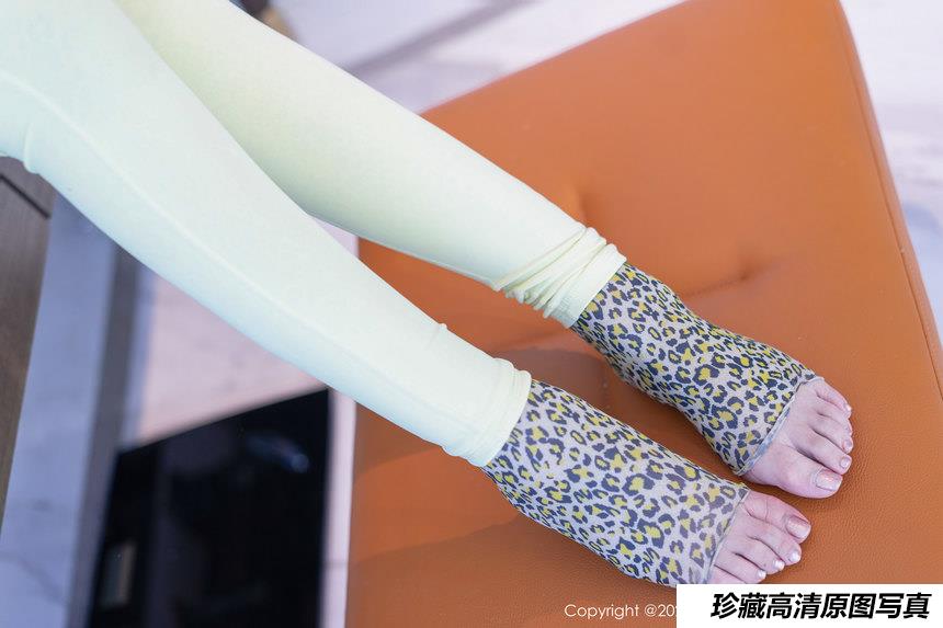 [XiuRen秀人网] 2022.06.07 No.5113 允爾 [58-1P]