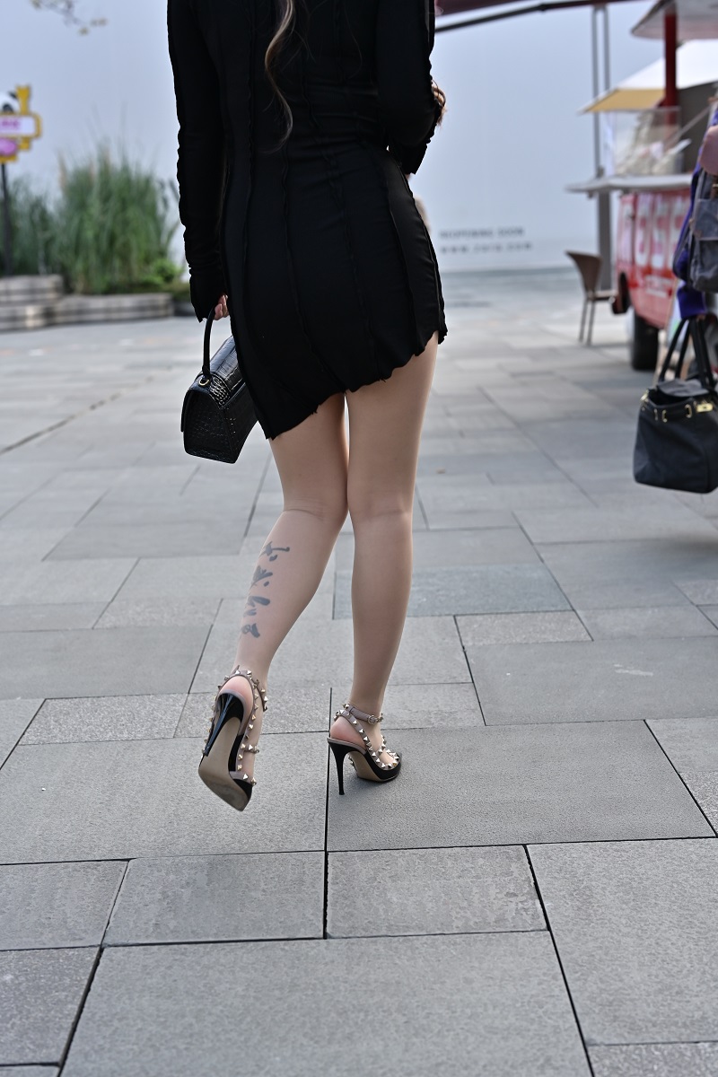 图片[4]-【街拍】高跟肉丝包臀裙美女-艺库