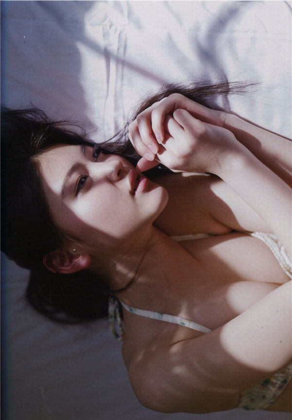 图片[2]-今野鲇莉1ST写真集《AYURI》高清无水印全本[87P]-艺库