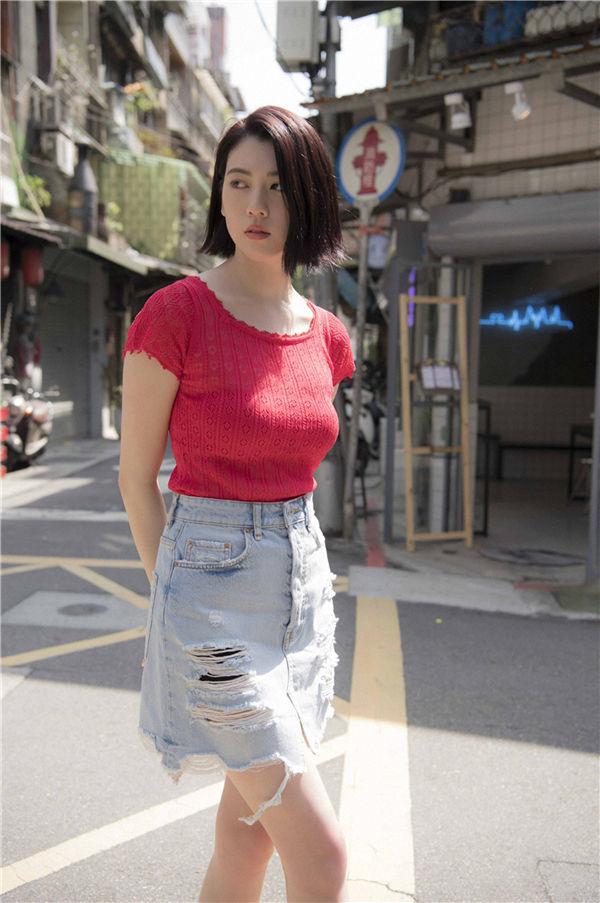 图片[2]-三吉彩花写真集《空をこえて》高清全本[70P]-艺库