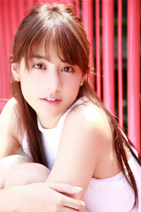 山本美月写真集《[Ys Web] 2015年9月号 Vol.666 Mizuki Yamamoto 山本美月》高清全本[110P]-艺库