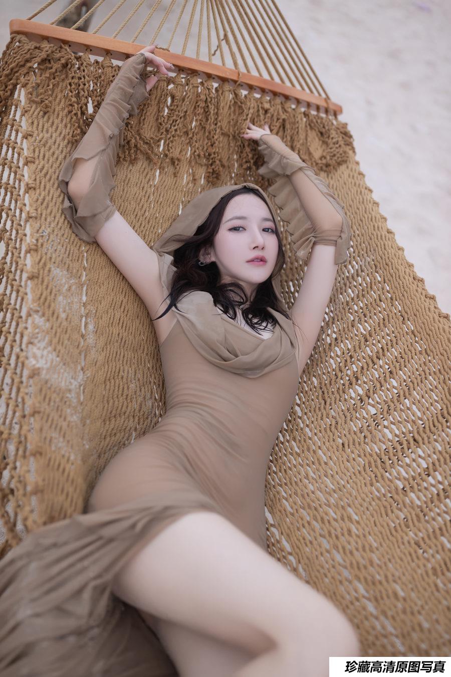 鱼子酱《雨后海滩》原版写真 [108P-1.14G]