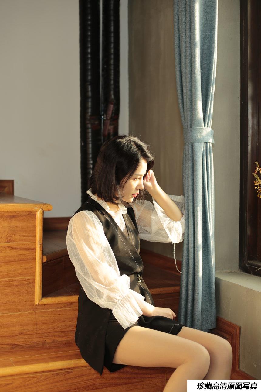 奈丝写真 NO.005 成希-长腿和趾间[32P／128MB]