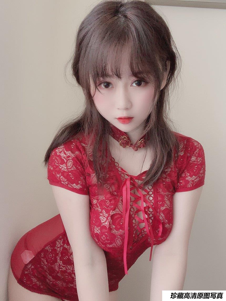 是依酱呀 - NO.06 红色旗袍 [25P-13MB]