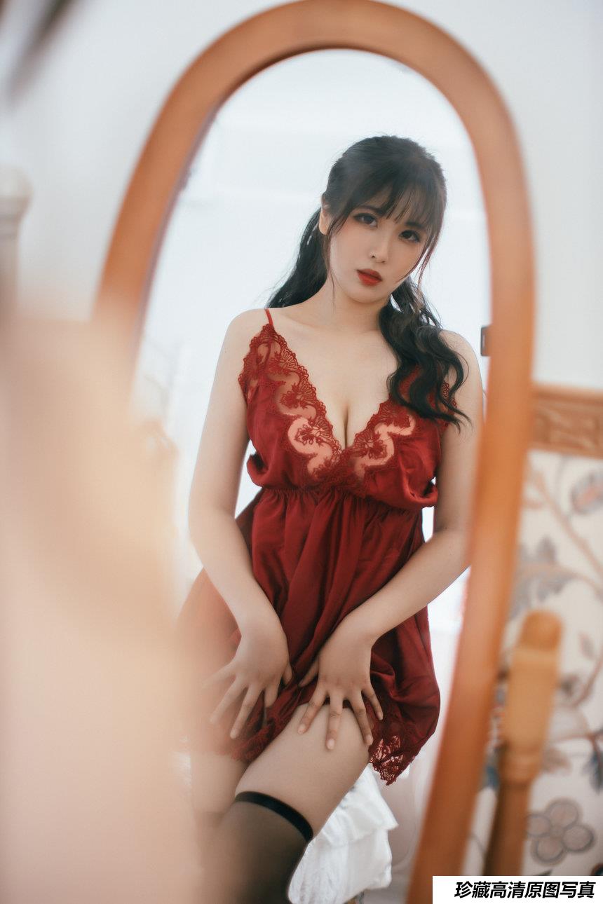 轩萧学姐 NO.008 - Claret[28P／318MB]