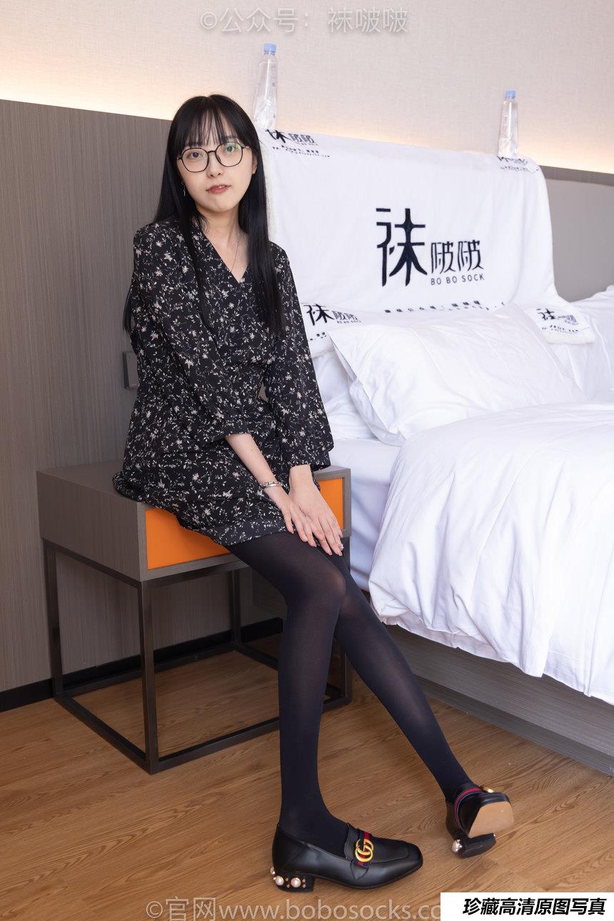 [BoBoSocks袜啵啵]NO.064 稚予-平底鞋、厚黑丝[137P+1V／6.37GB]