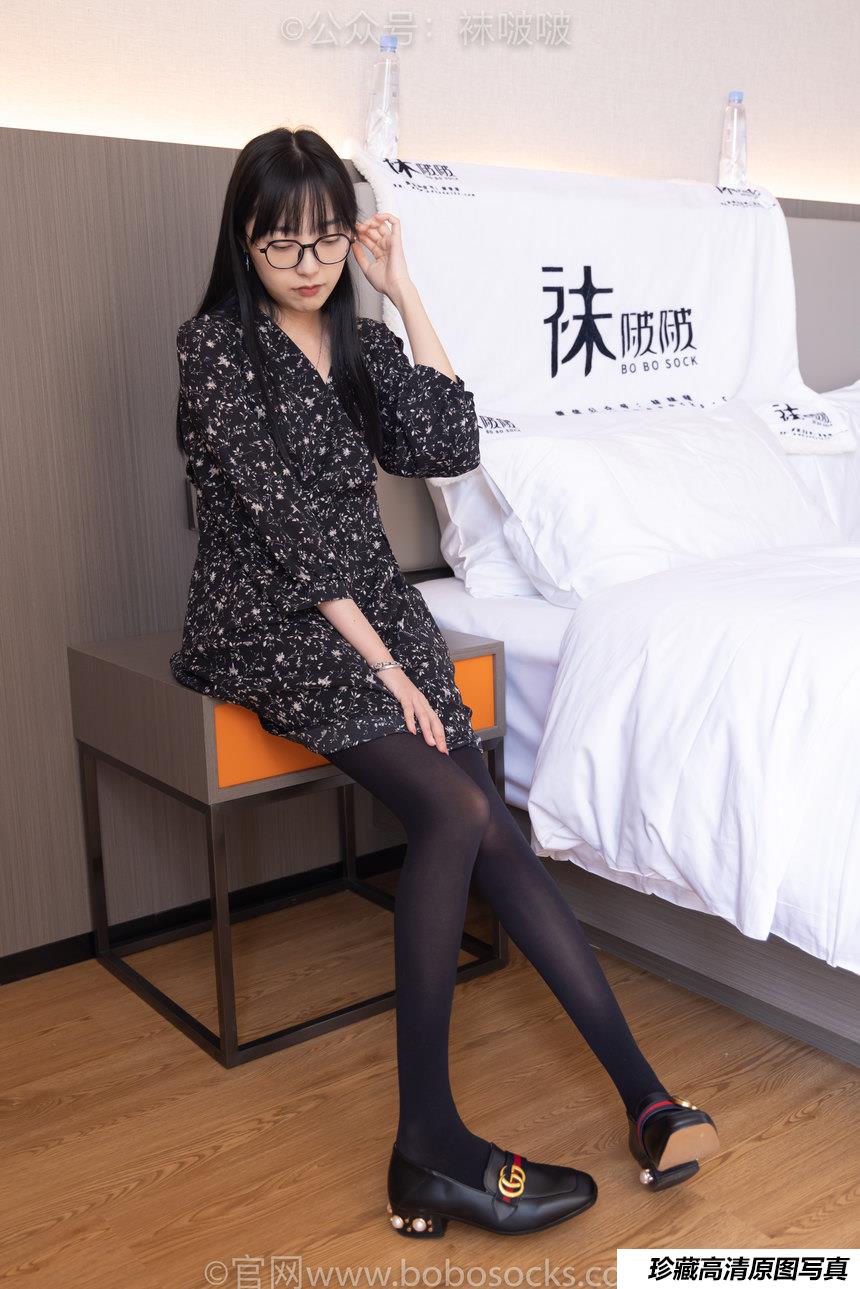[BoBoSocks袜啵啵]NO.064 稚予-平底鞋、厚黑丝[137P+1V／6.37GB]