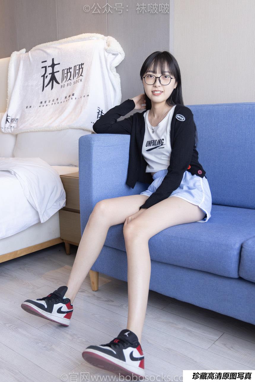 [BoBoSocks袜啵啵]NO.081 稚予- AJ、浅黄色短棉袜、浅蓝色短棉袜、裸足（花絮版）[145P+1V／5.94GB]