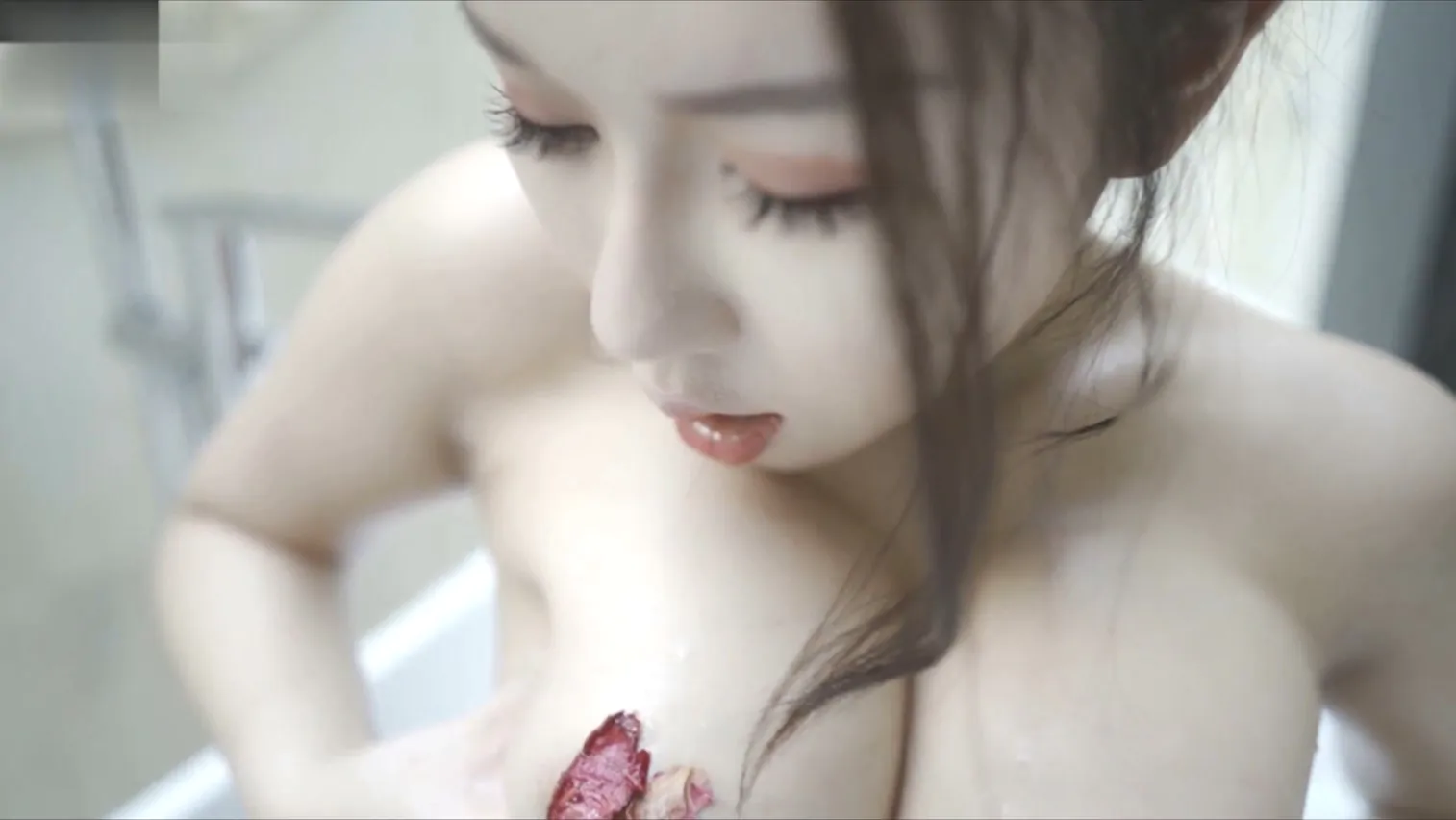 图片[2]-尤妮丝千元定制新作-秀人网巨乳女神浴室揉奶情欲爱原版[1V-1080P-1.87G]-艺库