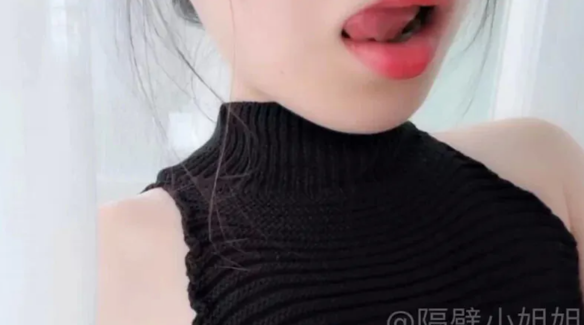 极品网红少女隔壁小姐姐之高领露背毛衣欧尼酱杀-艺库