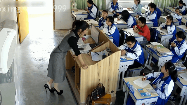 132748c44wb7y53xi4i7yn.gif